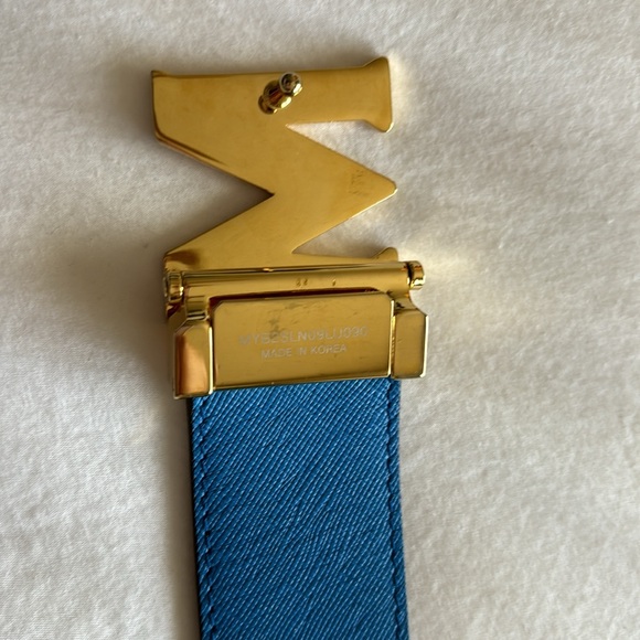 EUC MCM reversible, removable limited edition blue/black belt gold M - Picture 3 of 5